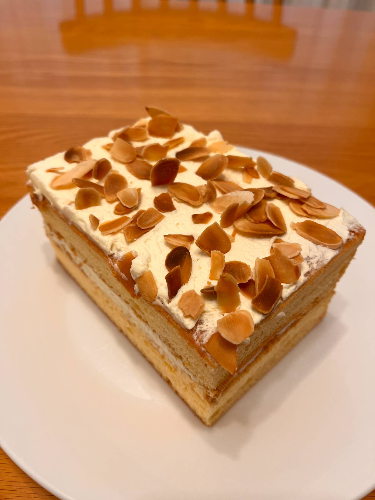 Almond Cream Cake Bars